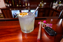 Load image into Gallery viewer, Retractable Metal Straw